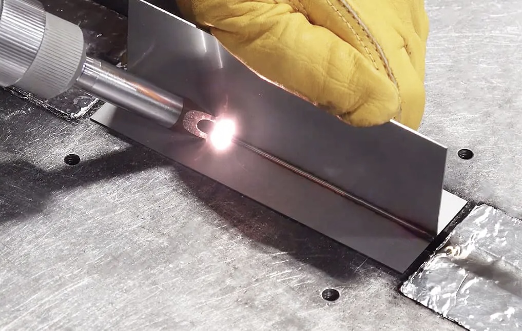 Can You Weld Aluminum To Steel? Why Traditional Methods Fail & What Works (2026 Guide) 3 dff4cf33136ecdd7c67d6488e31aad9f.jpg