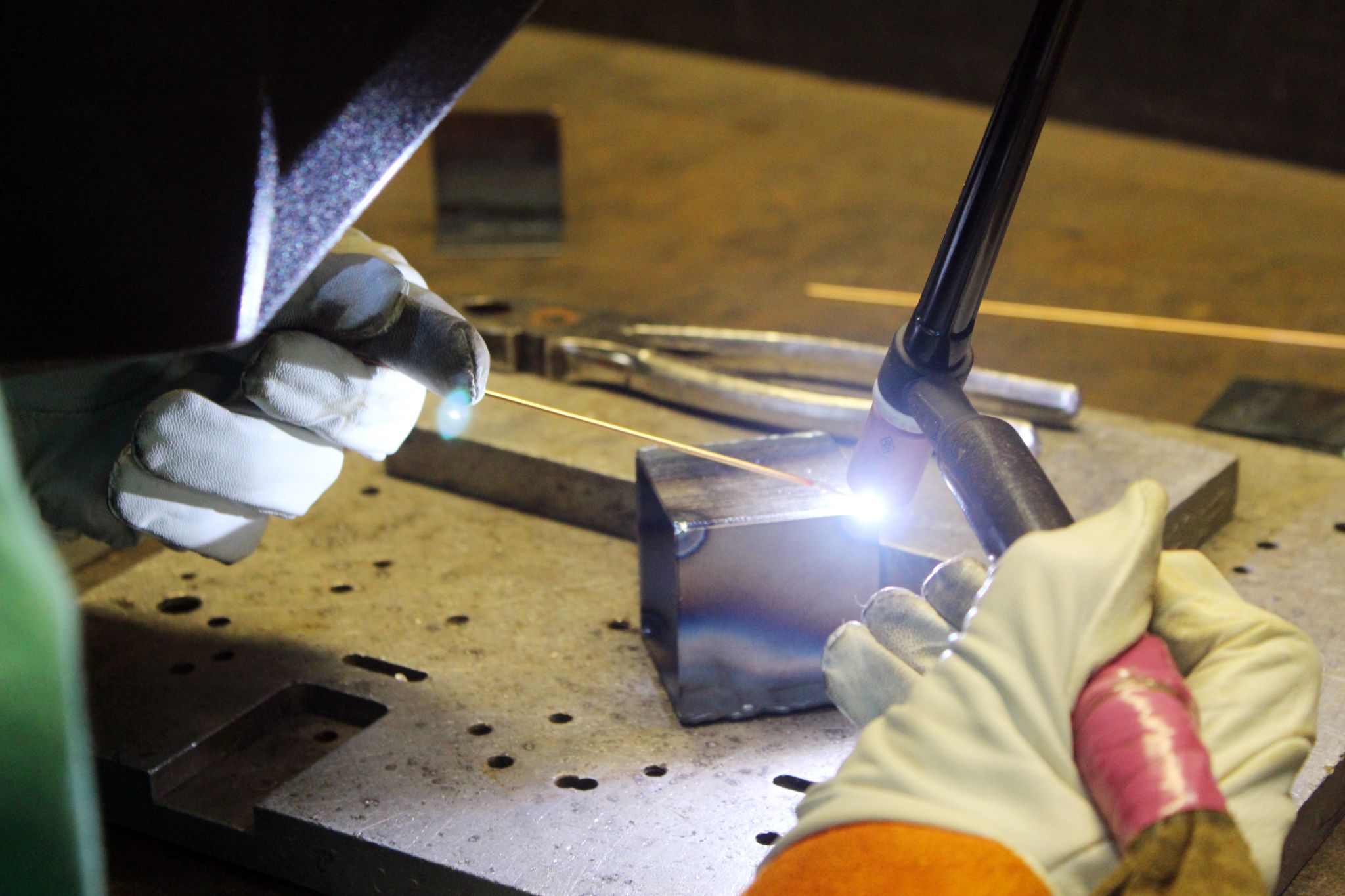 dfa20acb 33f3 4ff3 b67c d028e08073de